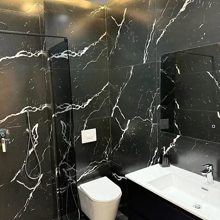 公寓 8th Floor Luxury 3 地拉那